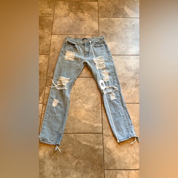 Brandy Melville size S jeans - Picture 3 of 6